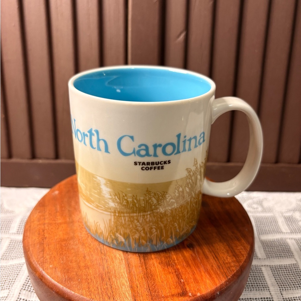 Starbucks North Carolina 2010 Collectors Coffee Mug